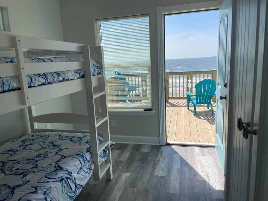 Surfside Beachfront Luxe Екстер'єр фото